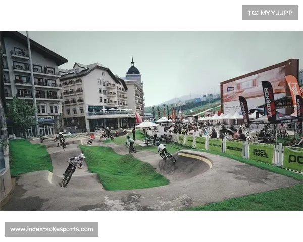 Enduro耐力赛与泵道竞速赛精彩亮相KMC杯山地嘉年华活动盛况展现 Enduro耐力赛与泵道竞速赛精彩亮相KMC杯山地嘉年华活动盛况展现